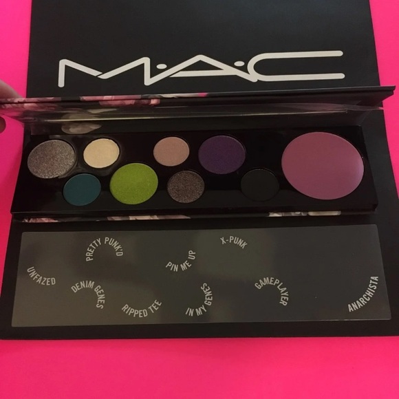 Mac Cosmetics - Picture 5 of 8